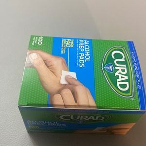 New box of Curad Alcohol prep pads